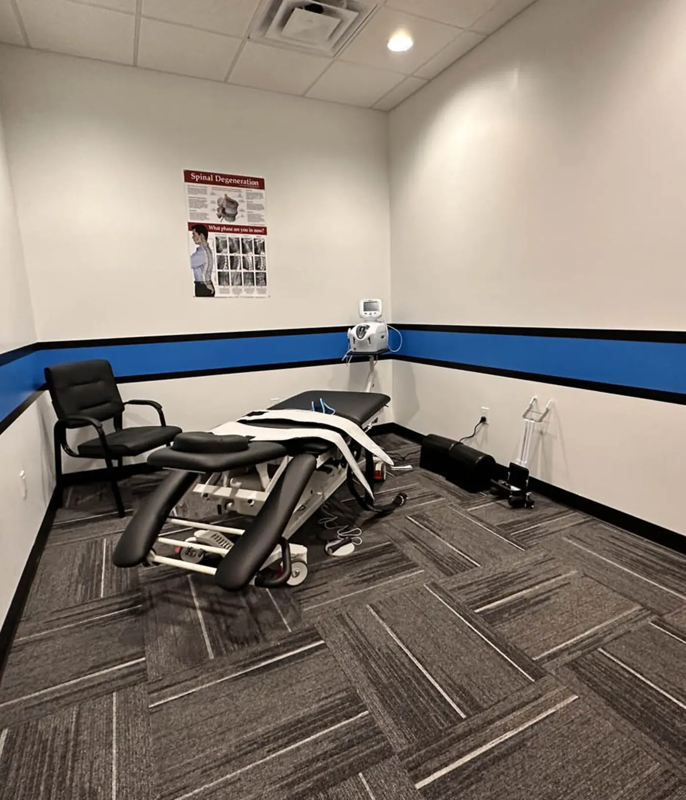 KTK Chiropractic treatment room with adjustment table